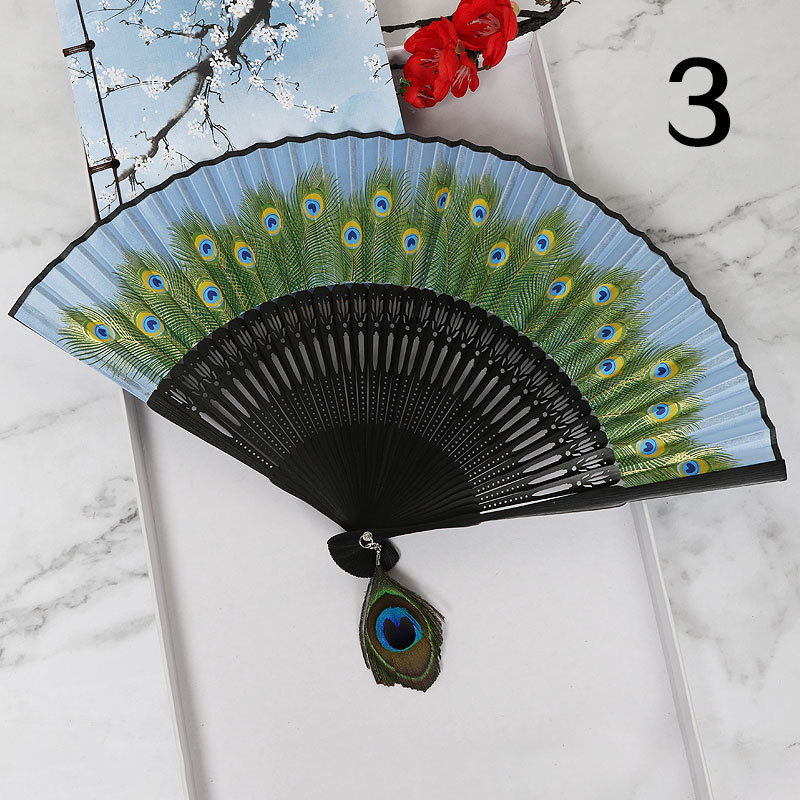 Venta al por mayor ventilador de pavo real estilo chino exquisito ventilador de seda de las mujeres regalo especial ventilador plegable ventilador de baile ventilador femenino