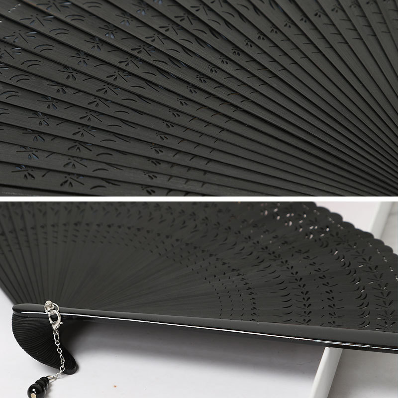 Estilo chino tallado hueco-hacia fuera de bambú ventilador de estilo japonés plegable ventilador portátil de estilo antiguo de las mujeres al por mayor ventilador de la danza