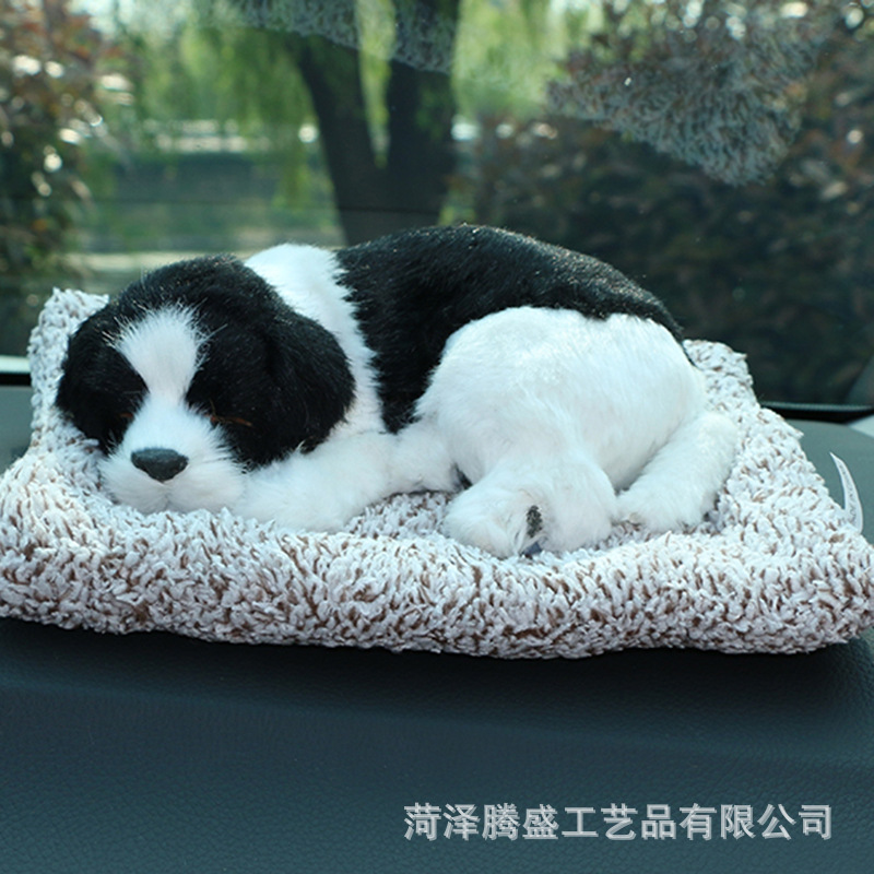 Decoraciones para el interior del coche con diseño de gatos simulados, bolsas de carbón de bambú, adornos de perros simulados, artículos y suministros de carbón activado al por mayor. image 7