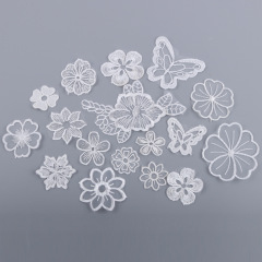 White Flower Embroidered Lace Fabric Patch – Handmade DIY Embroidery Patch for Clothing, Bags, Shoes, Hats, and Accessories
