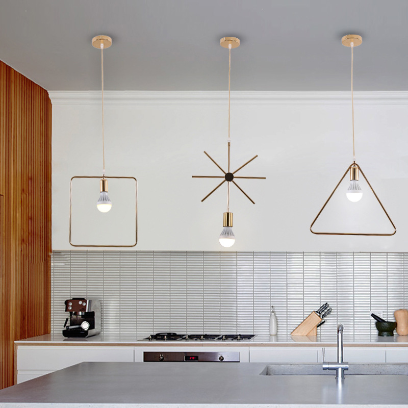 Nordic de oro de una sola cabeza pequeña lámpara de araña creativa personalizada comedor simple moderno hierro geométrico balcón lámpara de pasillo
