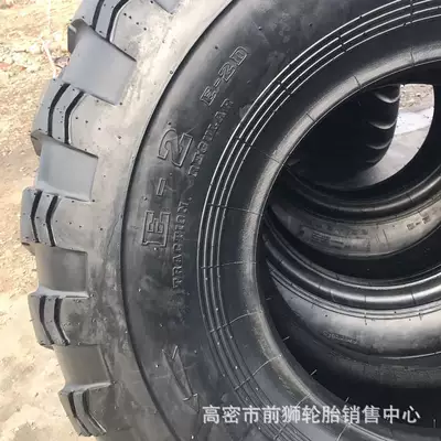 Off-road şinlər Mini Excavator and