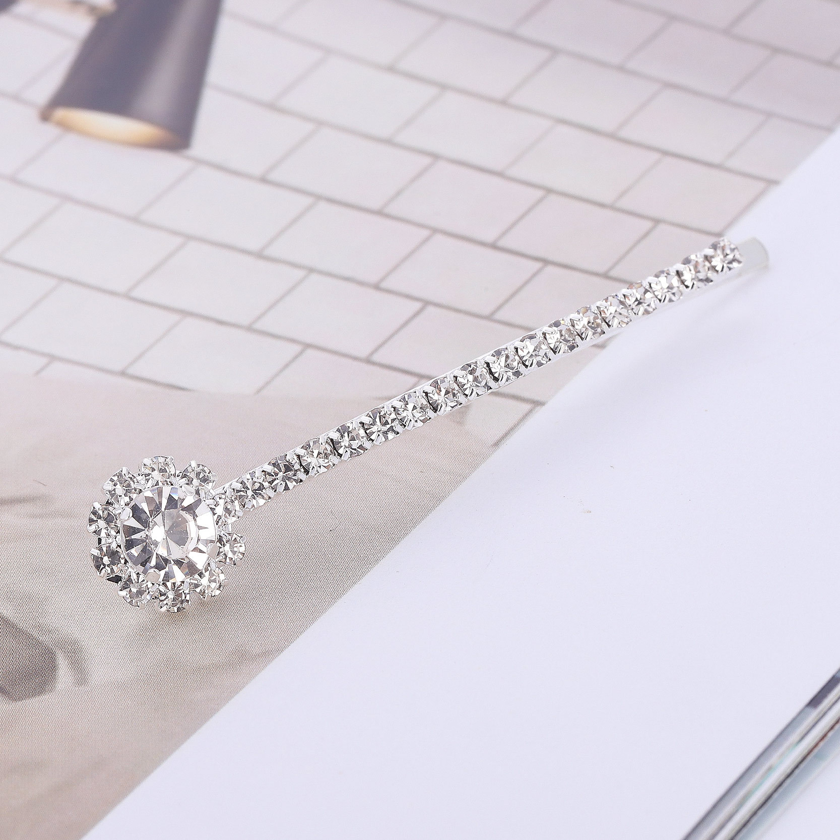 Transfronterizo nuevo estilo coreano clip horquilla joya rhinestone flequillo clip moda accesorios para el cabello puesto de suministro al por mayor