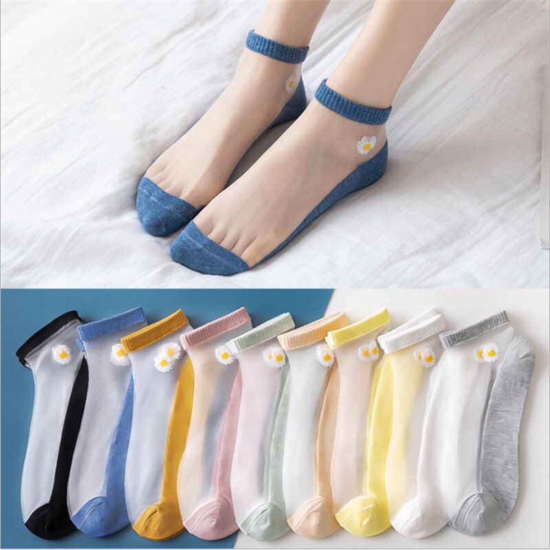 Spring and summer new small daisy glass stockings shake sound explosion thin cotton bottom card silk women's socks transparent crystal boat socks women