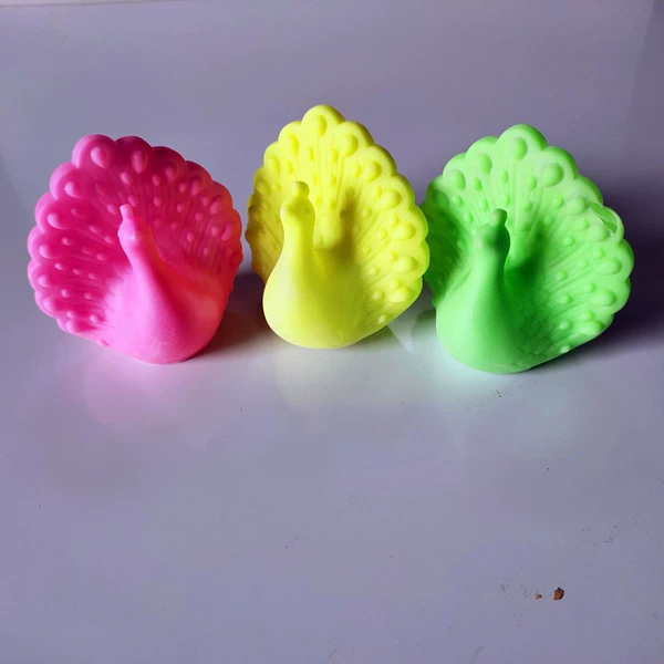 Color shell peacock