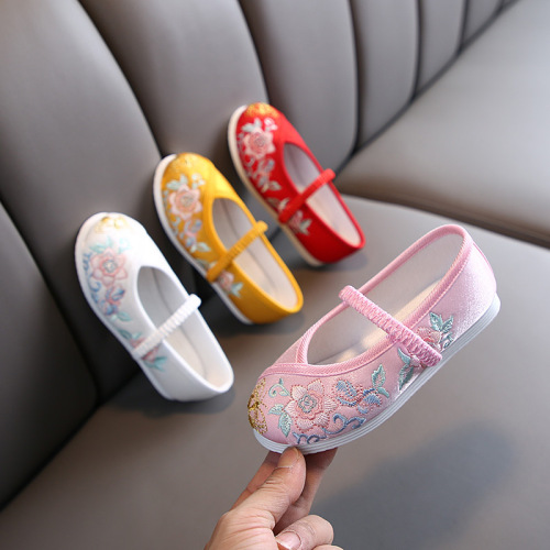 New Children's Hanfu Shoes with Chinese Style Ancient Costume Shoes, Soft Sole, Old Beijing Fabric Shoes, Handmade Girls' Embroidered Shoes