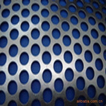生产材质321、201，5mm板厚、5mm孔径圆孔冲孔网