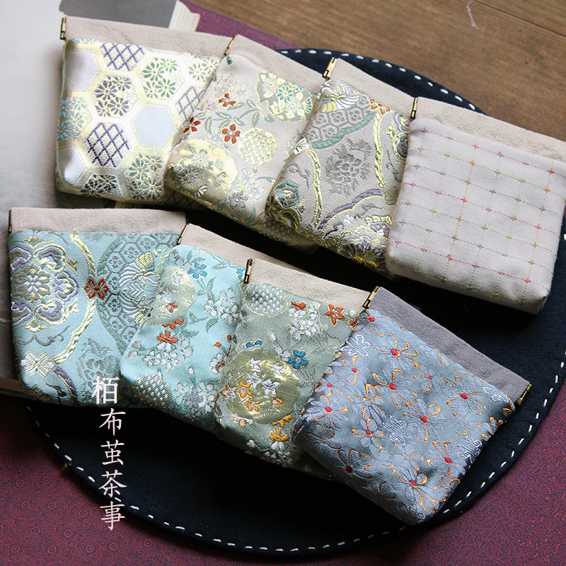 Shrapnel gold coin clip brocade and style play bag jewelry storage gift bag vintage fabric embroidery wallet Shrapnel gold coin clip brocade and style play bag jewelry storage gift bag vintage fabric embroidery wallet