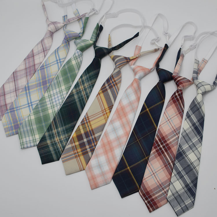 Corbata Plegada para Uniforme JK de Poliéster Estampado de Cuadros para Uniforme Escolar