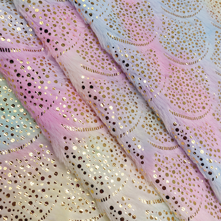 新品彩虹渐变长毛绒  七彩PV绒布扎染烫金 玩具鞋材抱枕箱包面料