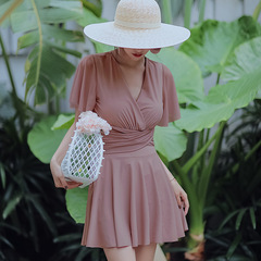 Plus-size women's swimsuit, for plus-size and curvy women, 200 pounds, covers the stomach, creates a slimmer look, conservative, covers the body, sexy, one-piece and two-piece swimsuits, suitable for large busts.