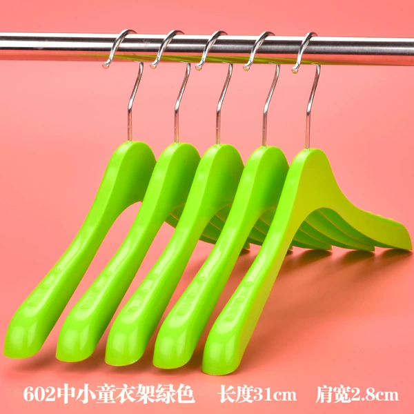 Green hanger