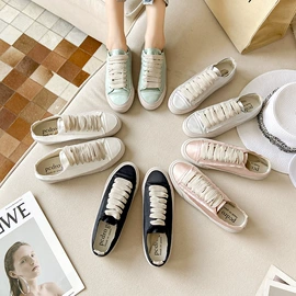 女式休闲单鞋;女式皮靴;运动休闲鞋