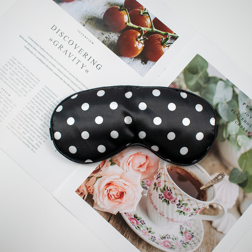 Lindo lunares máscara de ojo de seda artificial sombreado de doble cara bolsa de hielo compresa fría y caliente máscara de ojo de satén bolsa de medicina para dormir en stock