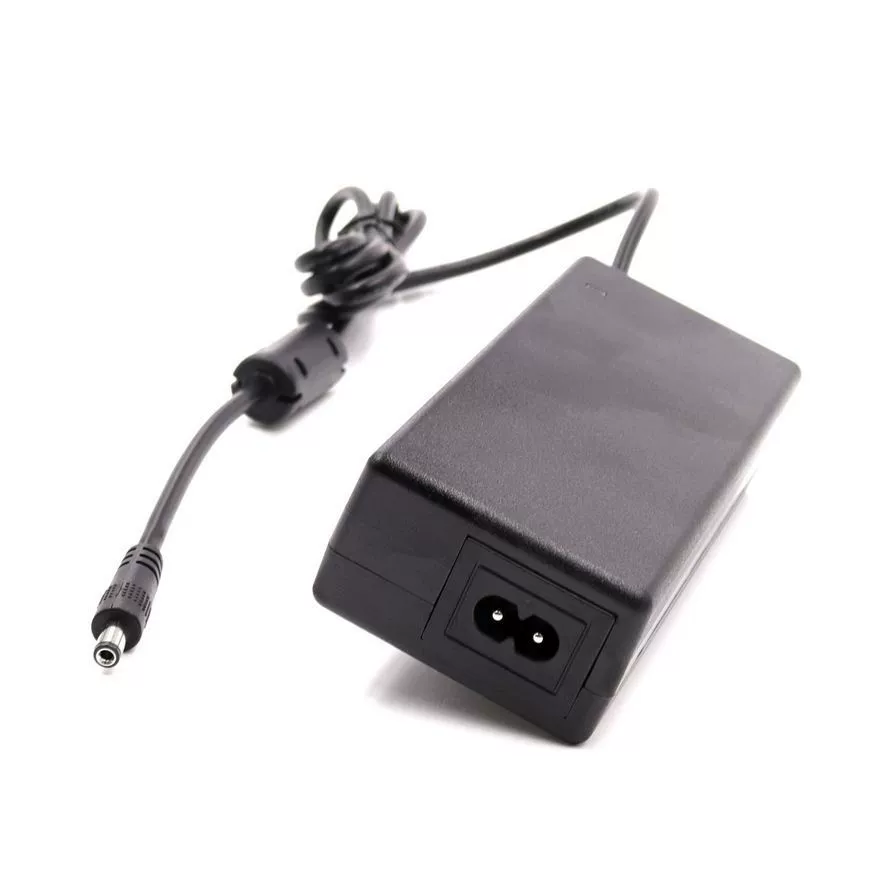 В наличии 12V8A стандарт США UL, корейский стандарт KC, европейский стандарт CE, австралийский стандарт SAA, стандарт Великобритании UKCA, сертифицированный китайский стандартный источник питания.