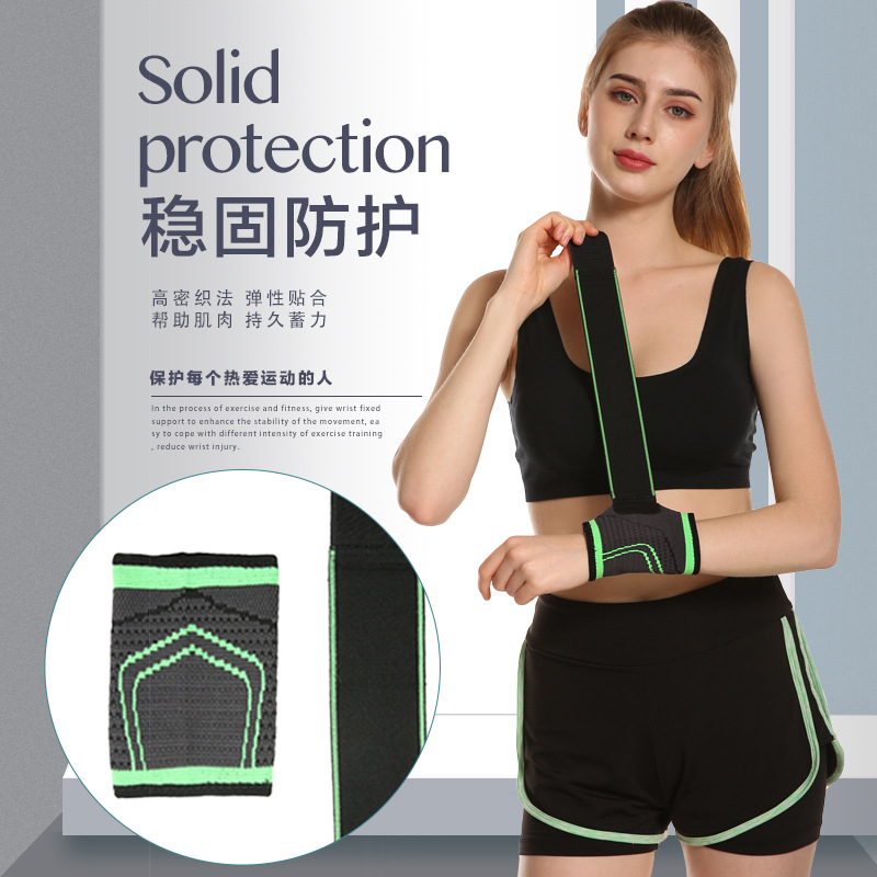 Elastic removable belt