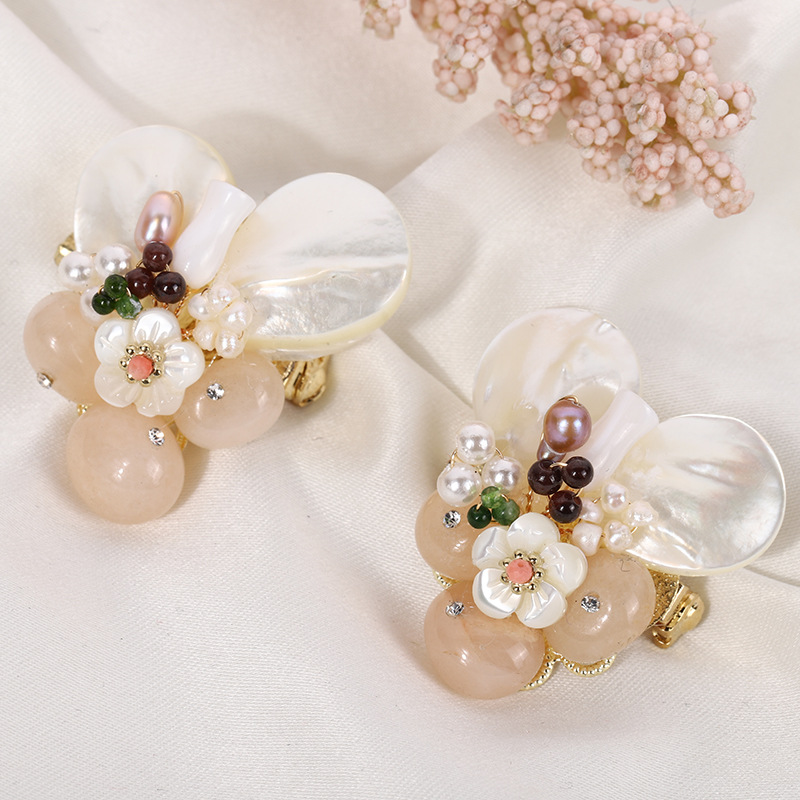 New Creative Internet Reds New Colorful Jade Bud White Pearl Corsage Brooch Pendant Autumn and Winter
