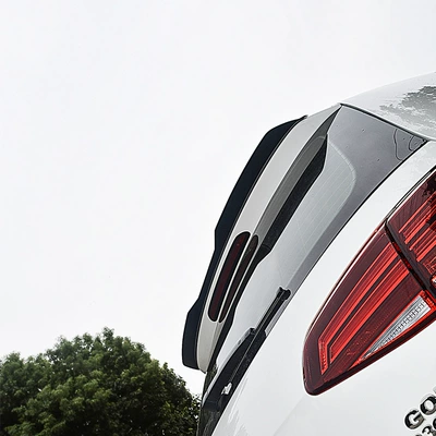 Fixed wind wing car universal tail