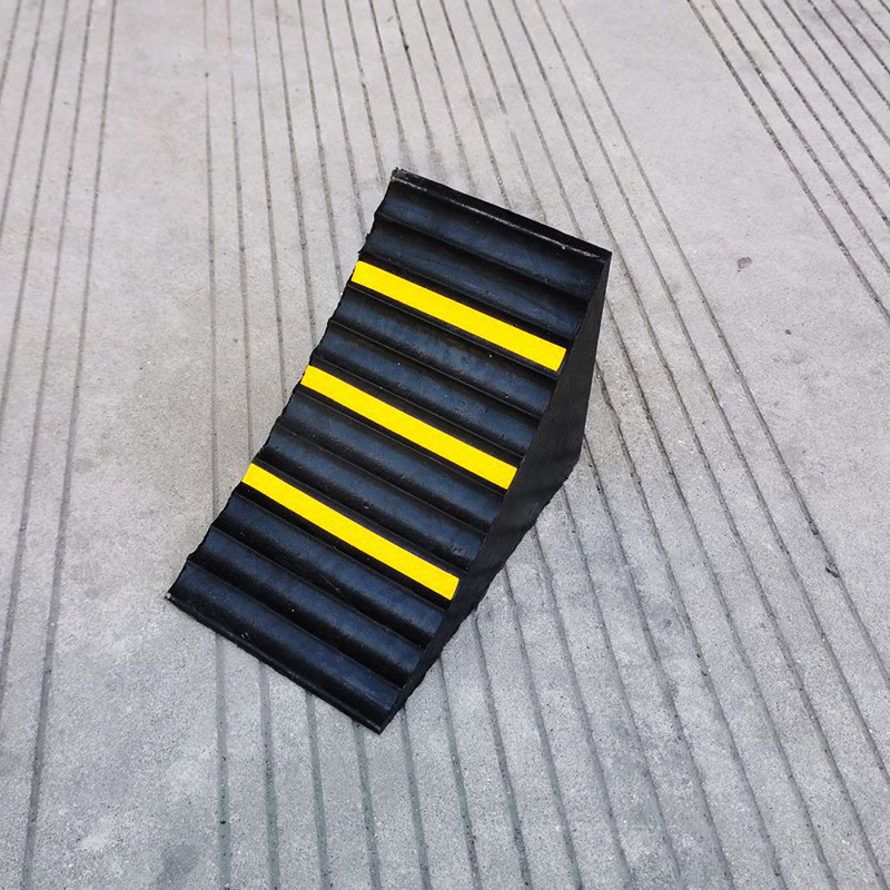 ��Яʽ����̥��λ�����������ֹ��������ľ��ֹ��������б�µ�