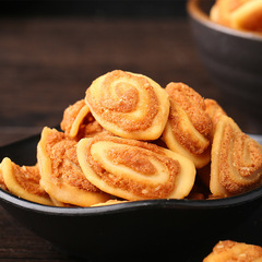 Wolong Cat-Ear 280g Multi-Flavor Thin & Crispy Snack: Cat-Ear Pastries – Nostalgic Puffed Treats for the '80s and '90s Generation