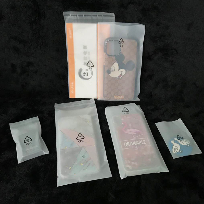 Esmerilado bolsillo plano caja del teléfono electrónico bolsa de embalaje cable de datos translúcido bolsa de plástico autoadhesiva CPE bolsa esmerilada