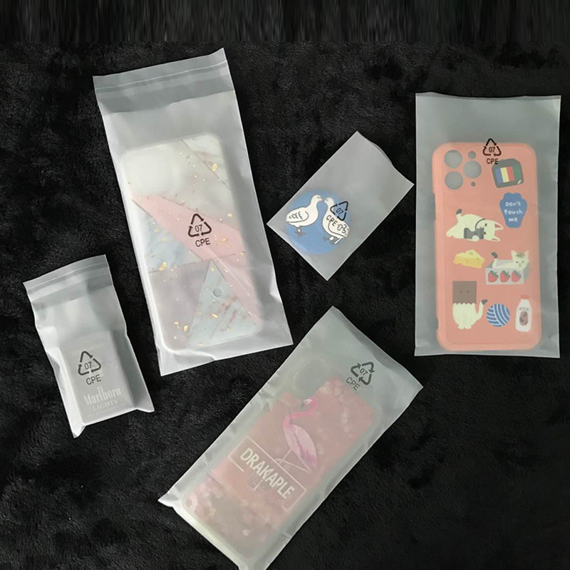 Esmerilado bolsillo plano caja del teléfono electrónico bolsa de embalaje cable de datos translúcido bolsa de plástico autoadhesiva CPE bolsa esmerilada