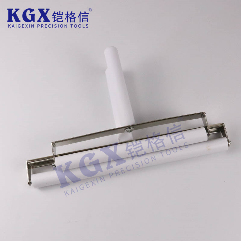 20CM贴偏光滚轮 屏幕压屏滚筒 刮膜器 电脑平板IPA液晶屏贴膜滚轮