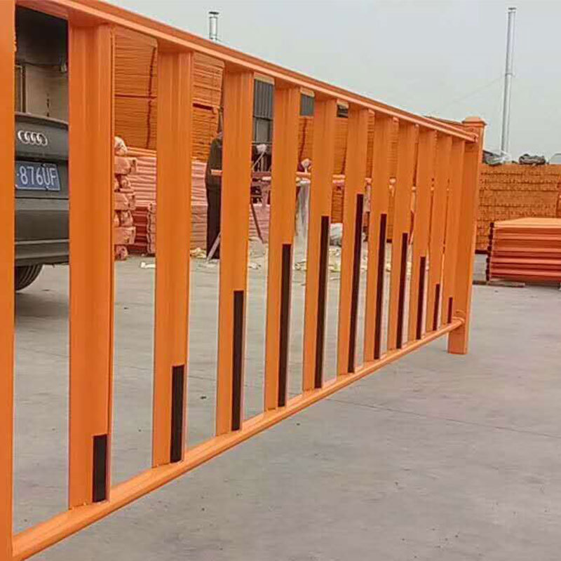 推荐成都交通护栏厂家实力工厂防护销售批发