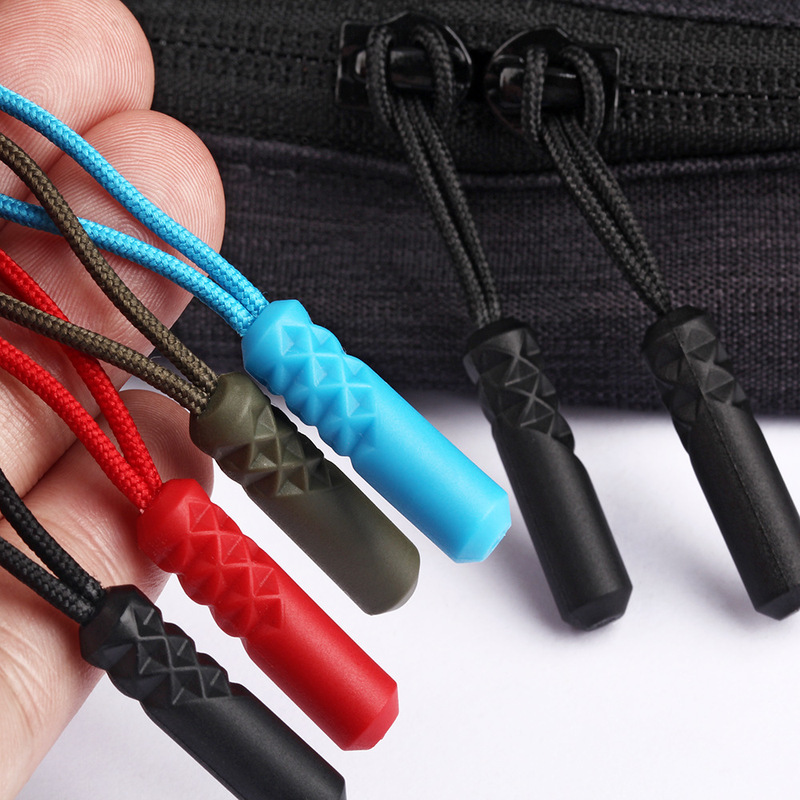 17 Spot Pvc Zipper Puller, Plastic Slider, Climbing Tail Rope, Same Style Zipper Puller for Backpack 17 Spot Pvc Zipper Puller, Plastic Slider, Climbing Tail Rope, Same Style Zipper Puller for Backpack