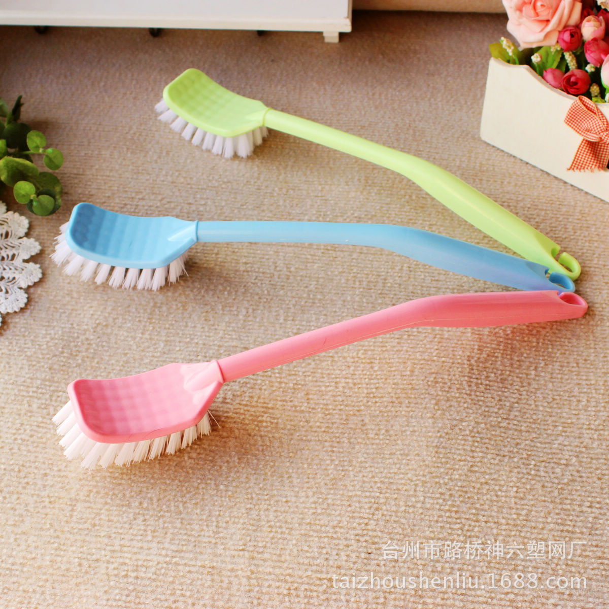 铭创 供应栽毛塑料小板刷、马桶刷，儿童坐便器清洁刷 厂家直销清