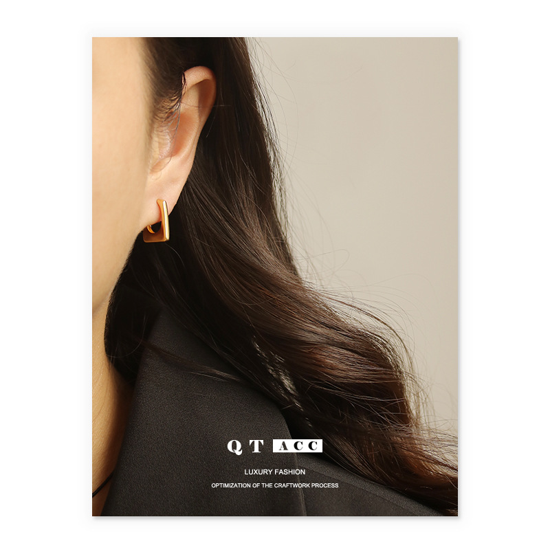 Design geometric square brass fashionable universal small earrings