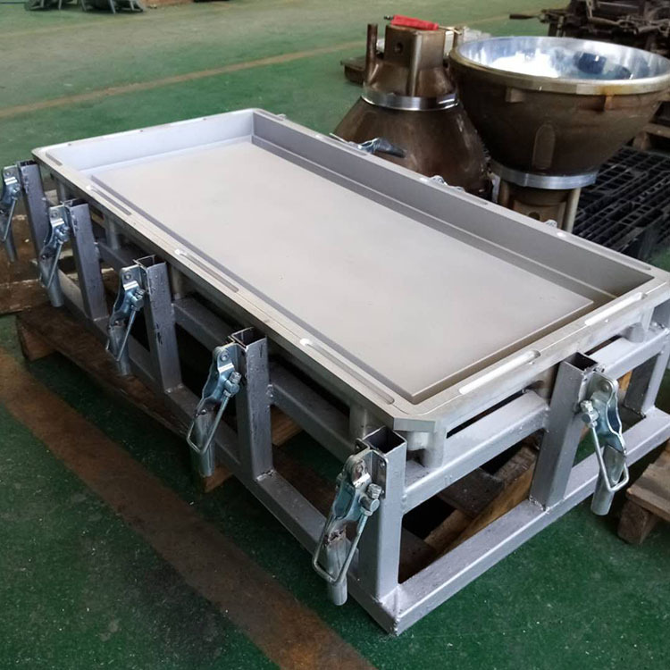 广东模具厂家来图来样制造滚塑铝模旋转成型汽车高精度