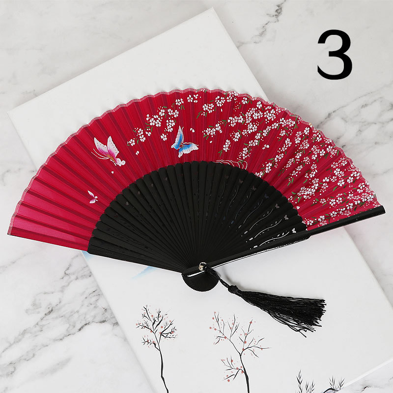 Ventilador plegable de estilo antiguo de seda Ventilador de seda de estilo chino Ventilador de seda de estilo japonés Borde de pintura de estilo japonés plegable pequeño ventilador de mujer al por mayor