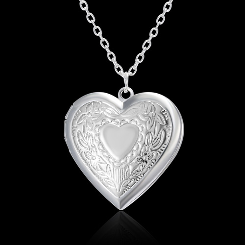 Factory direct sales new carving love peach heart can open photo frame photo box photo pendant necklace women's silver plated