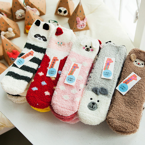 19th Japanese style Christmas socks embroidered three-dimensional home coral velvet cartoon socks boxed floor socks half velvet women's socks
