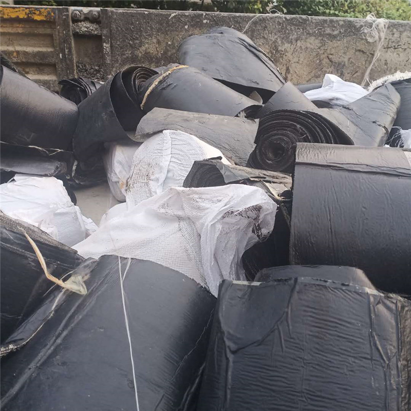 抗裂贴混凝土公路路面防裂贴沥青公路裂缝贴自粘式防裂贴