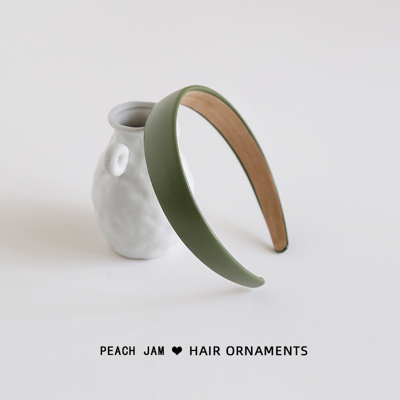 優しい色 ~ 日本系のレトロな皮質のカチューシャが広くて、外に出てカードを出します。