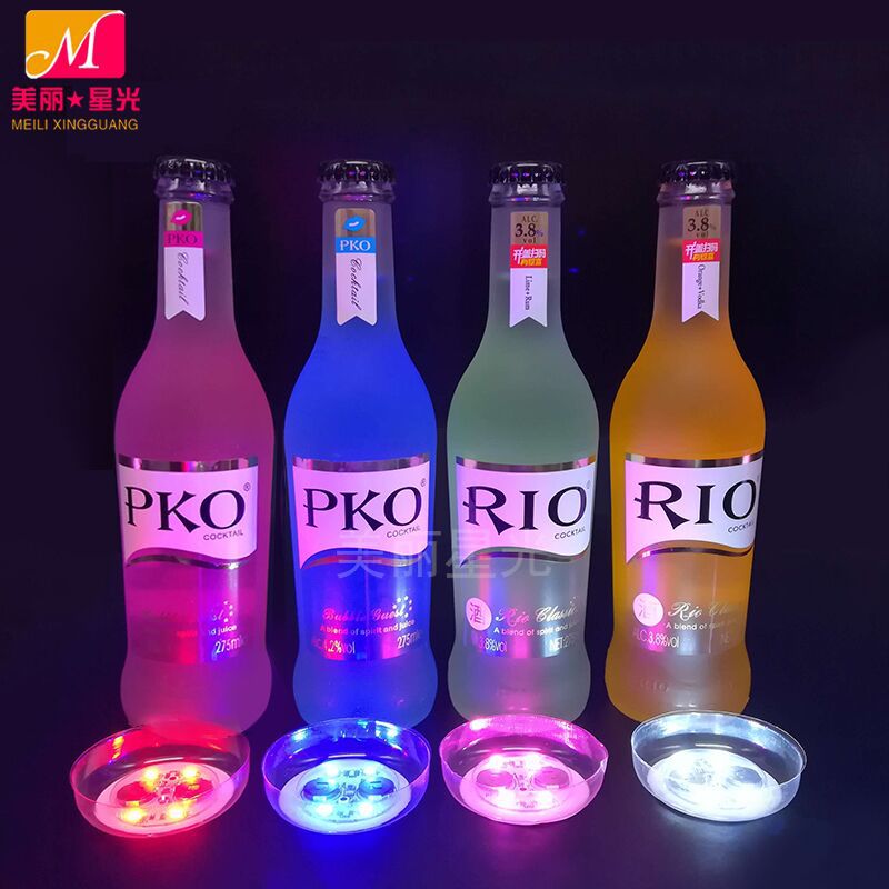 Suministros de ambiente de bar al por mayor, bebidas de cerveza, pegatinas para tazas luminosas, cubierta de blíster anti-caída, fabricante de pegatinas para tazas led