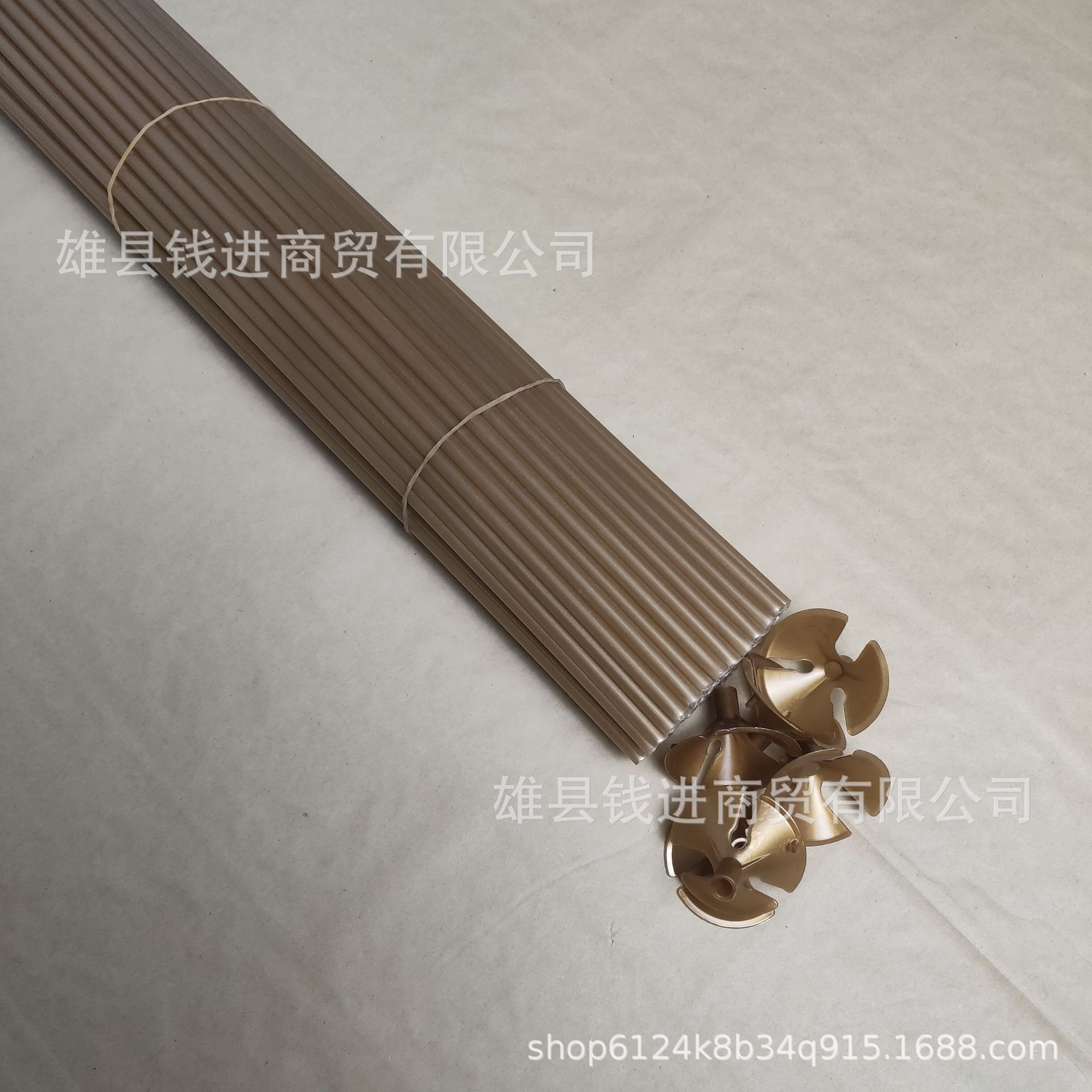 Fábrica al por mayor engrosada globo varilla soporte accesorios de plástico alargado engrosado globo varilla macaron color boda diseño