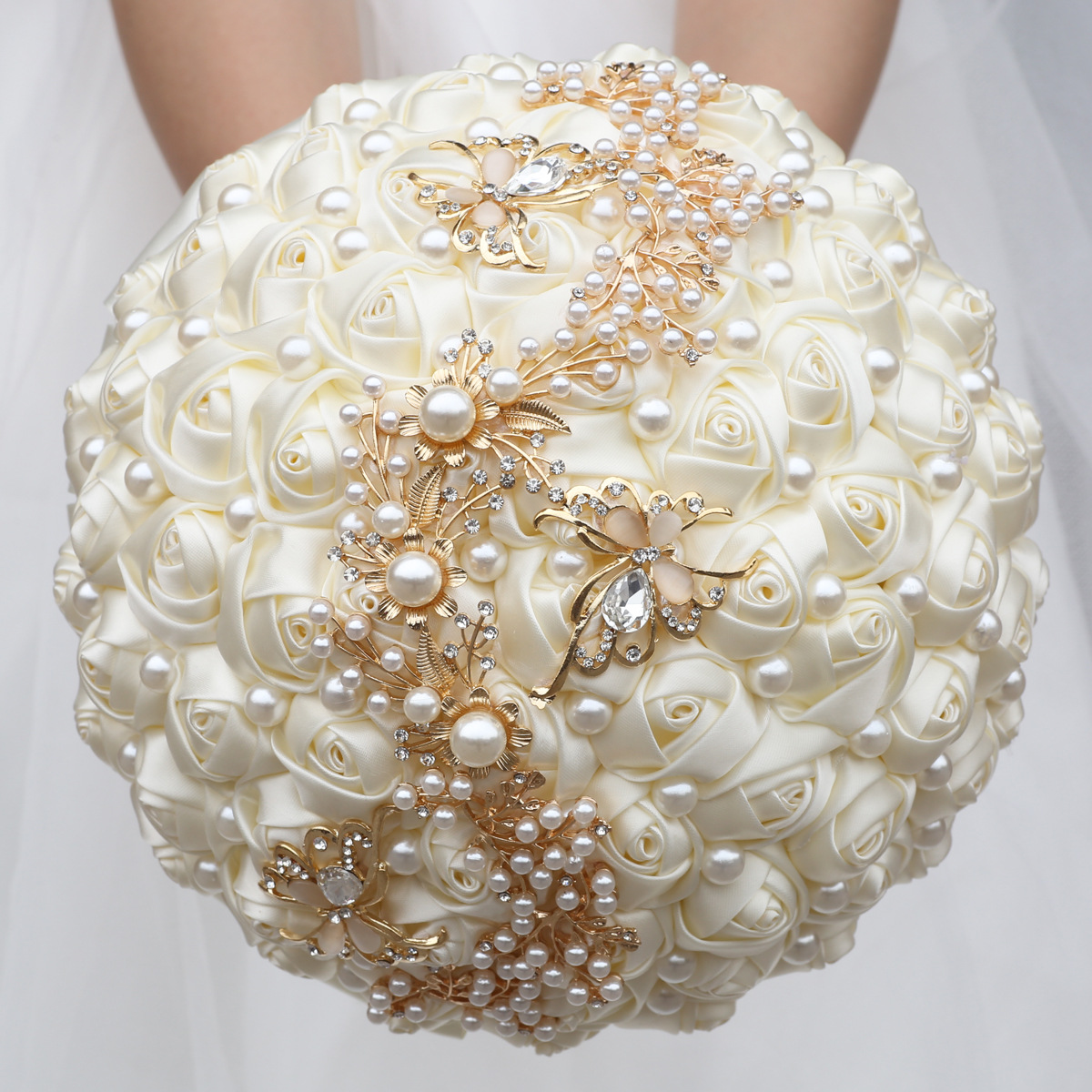 Handmade bride bouquet ribbon rose rose European and American pearl…