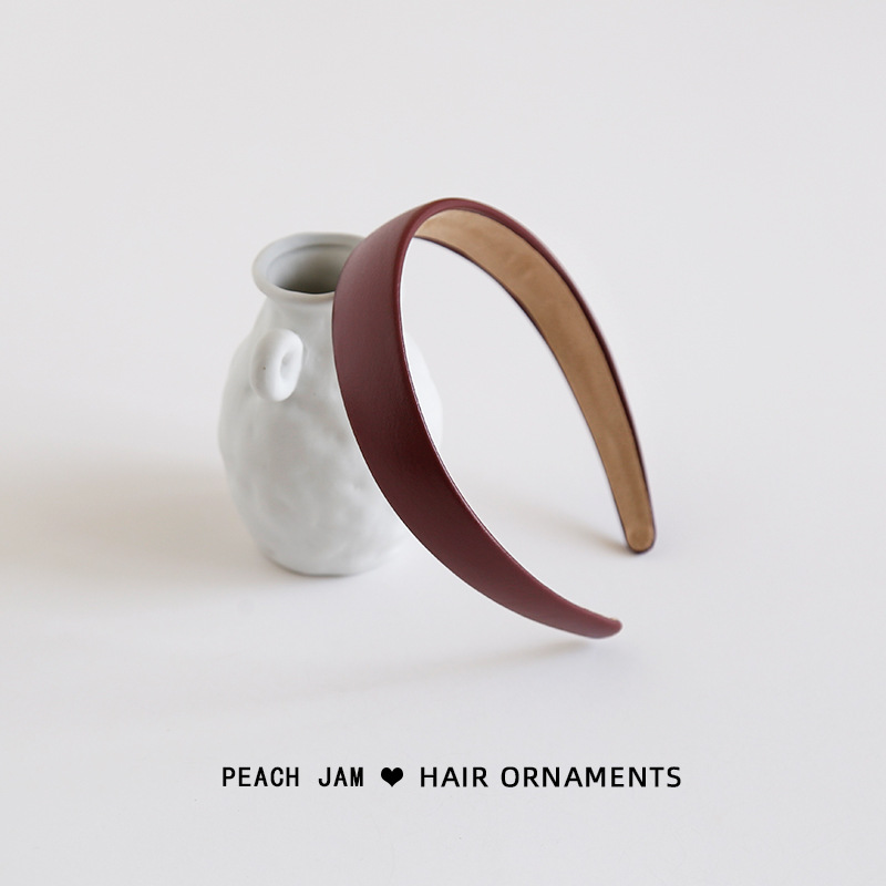 優しい色 ~ 日本系のレトロな皮質のカチューシャが広くて、外に出てカードを出します。