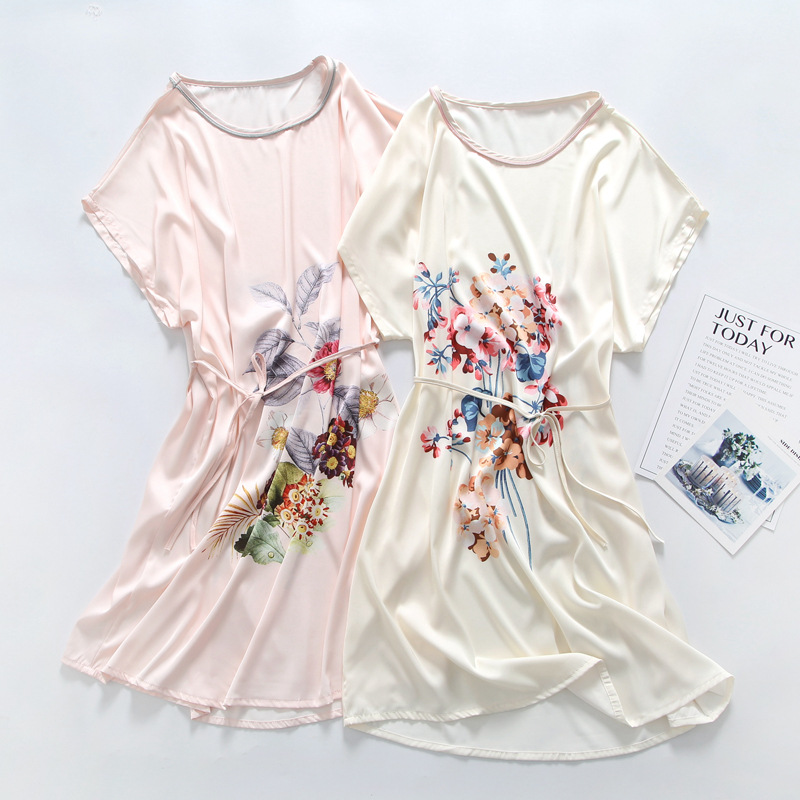 잠옷 여성용 여름 새로운 아이스 실크 반팔 한국식 풀오버 스커트 학생 얇은 아웃웨어 여름 잠옷 가정복