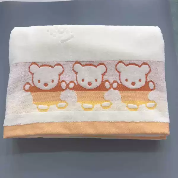 Cut velvet children's quilt three bears yellow