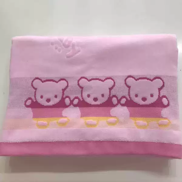 Cut velvet children's quilt three bears pink