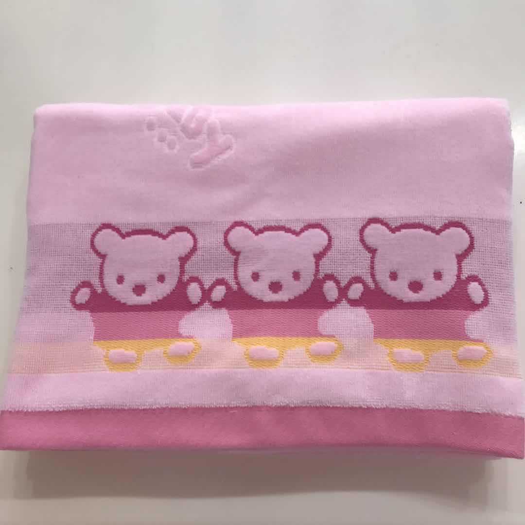 벨벳 어린이를 곰 세 마리로 잘라 핑크