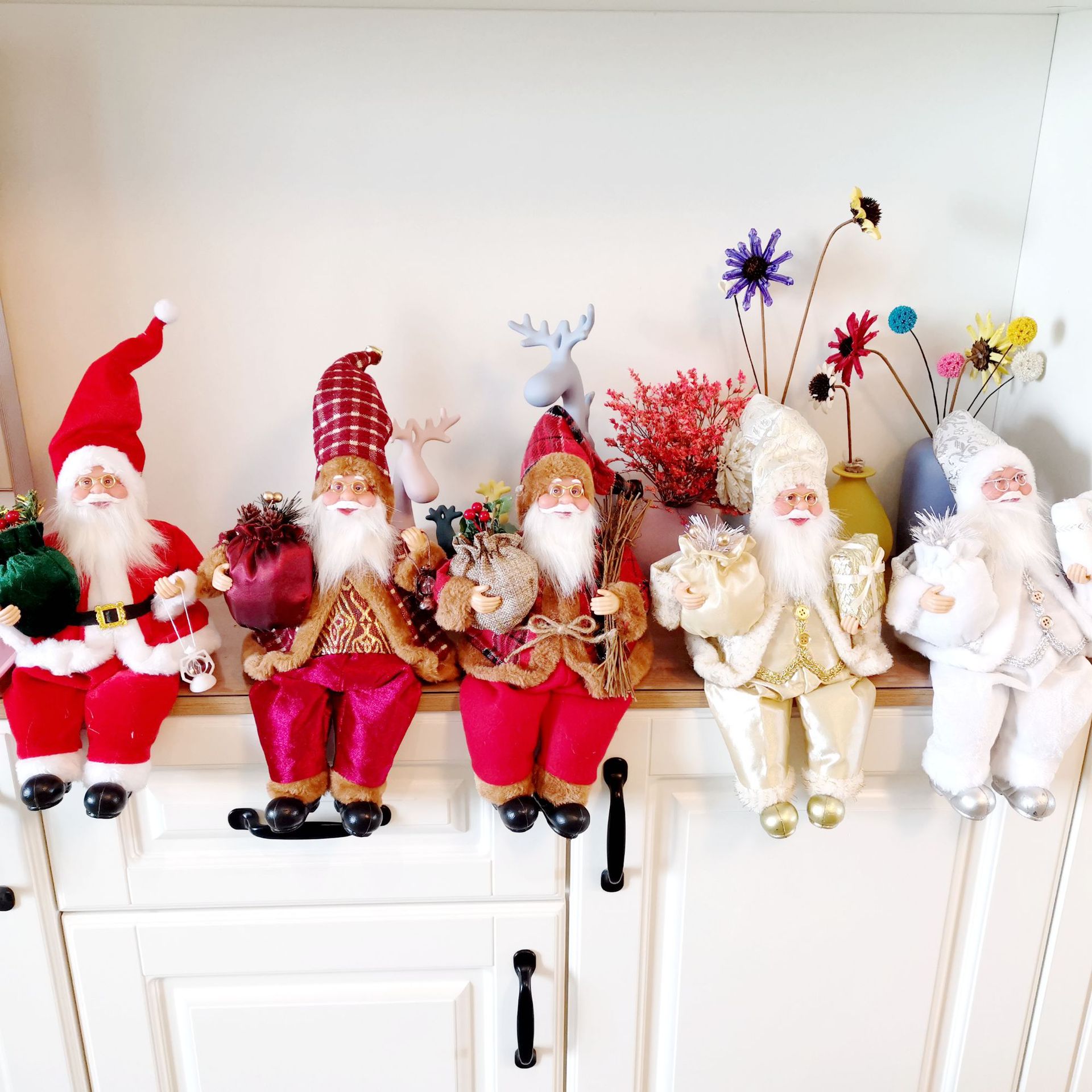 2020 Nueva franela sentado Santa Claus muñeca decoración regalo Regalo De vacaciones Comercio electrónico Venta caliente