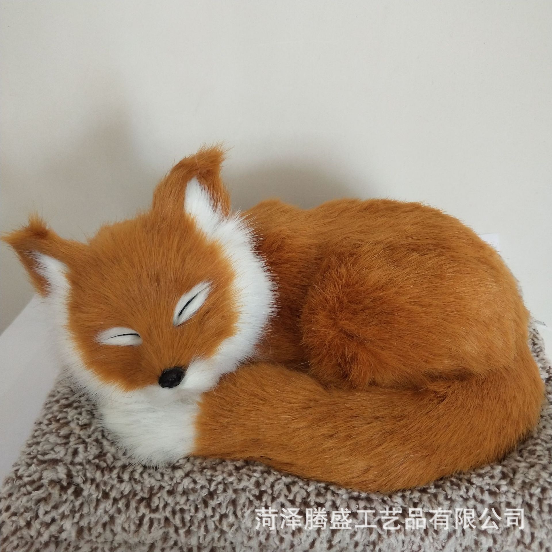 Decoraciones para el interior del coche con diseño de gatos simulados, bolsas de carbón de bambú, adornos de perros simulados, artículos y suministros de carbón activado al por mayor. image 21