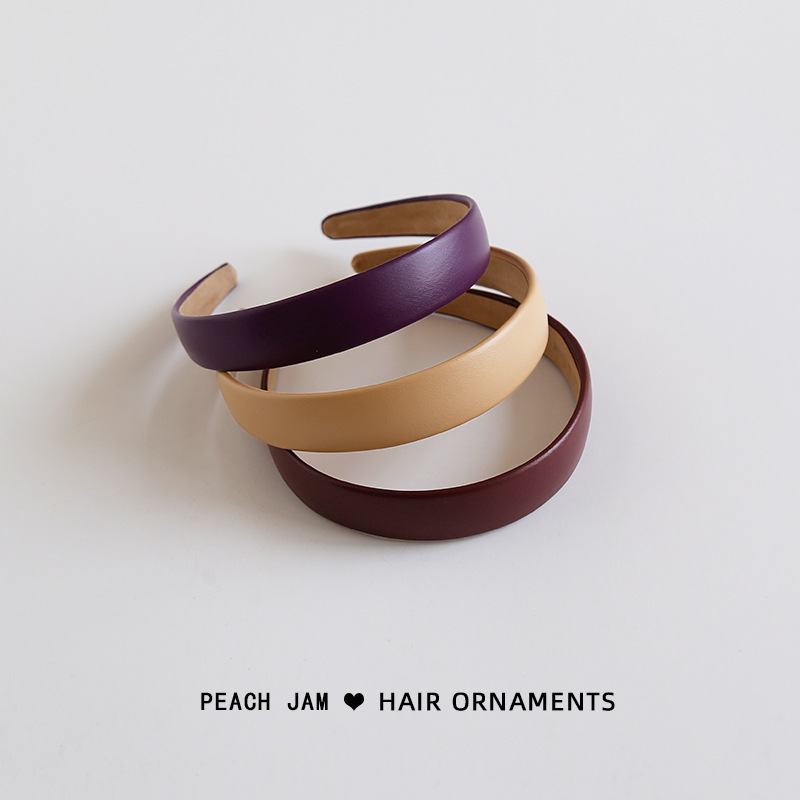 優しい色 ~ 日本系のレトロな皮質のカチューシャが広くて、外に出てカードを出します。