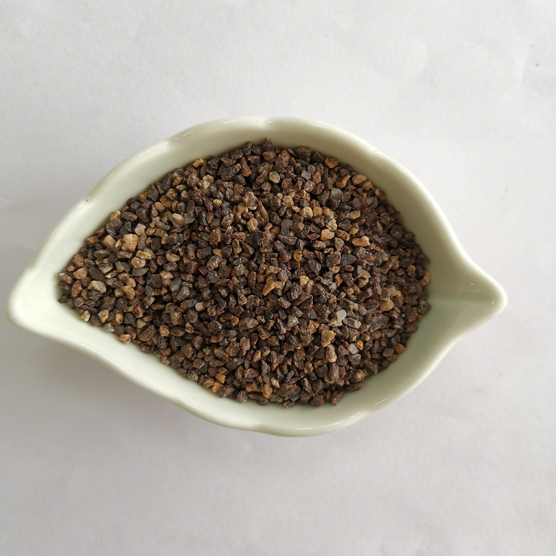 水刀切割80工业用水过滤 纯净水用石榴石滤料 比重大 堆积密度大