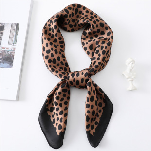 Fashion Leopard Print Scarf 70cm Small Square Scarf Silk Small Silk Scarf Professional Scarf Decorative All-match Sunscreen Shawl Women